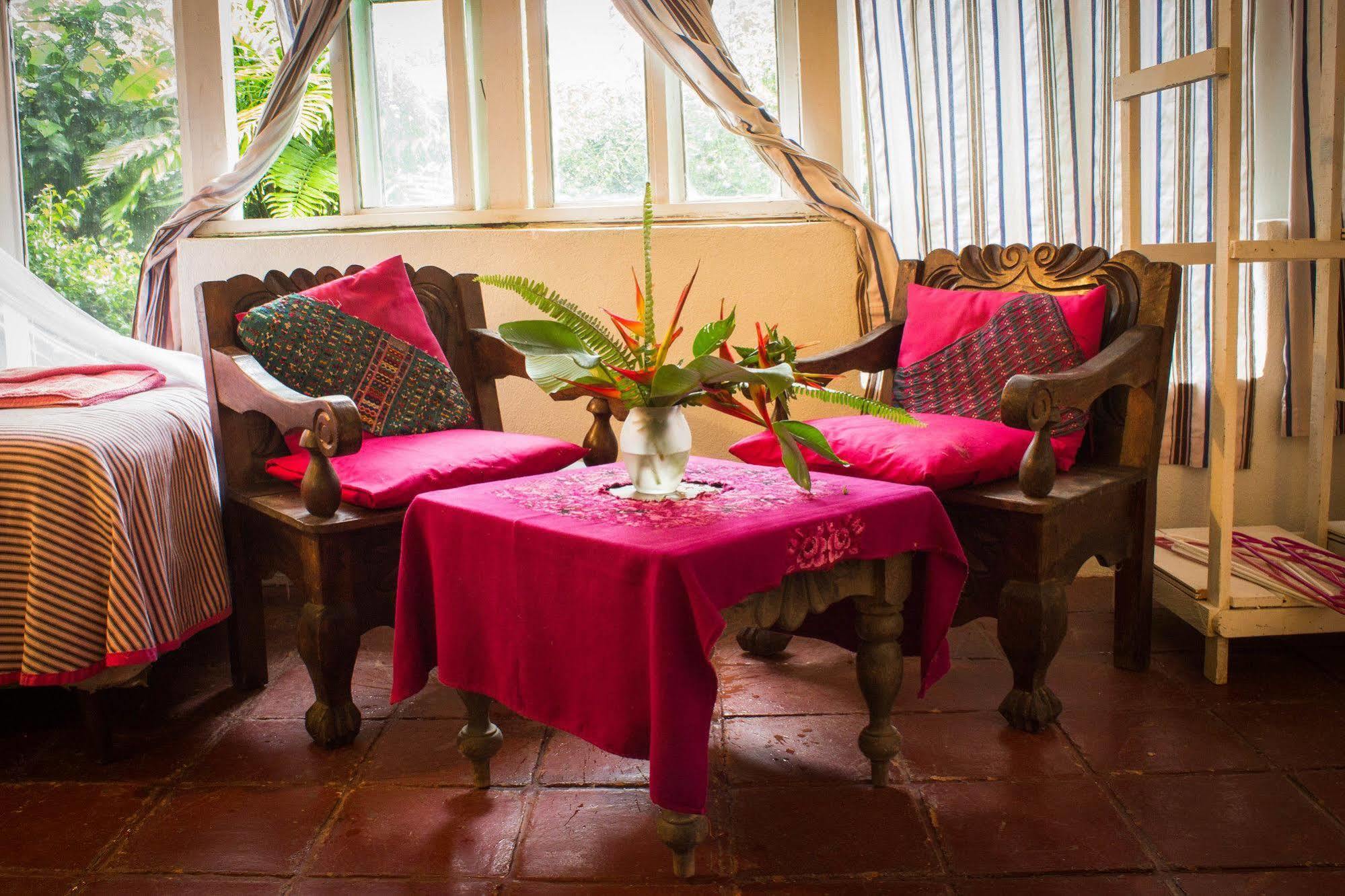 Hotel Y Restaurante La Casa Rosa Santa Cruz La Laguna Ngoại thất bức ảnh