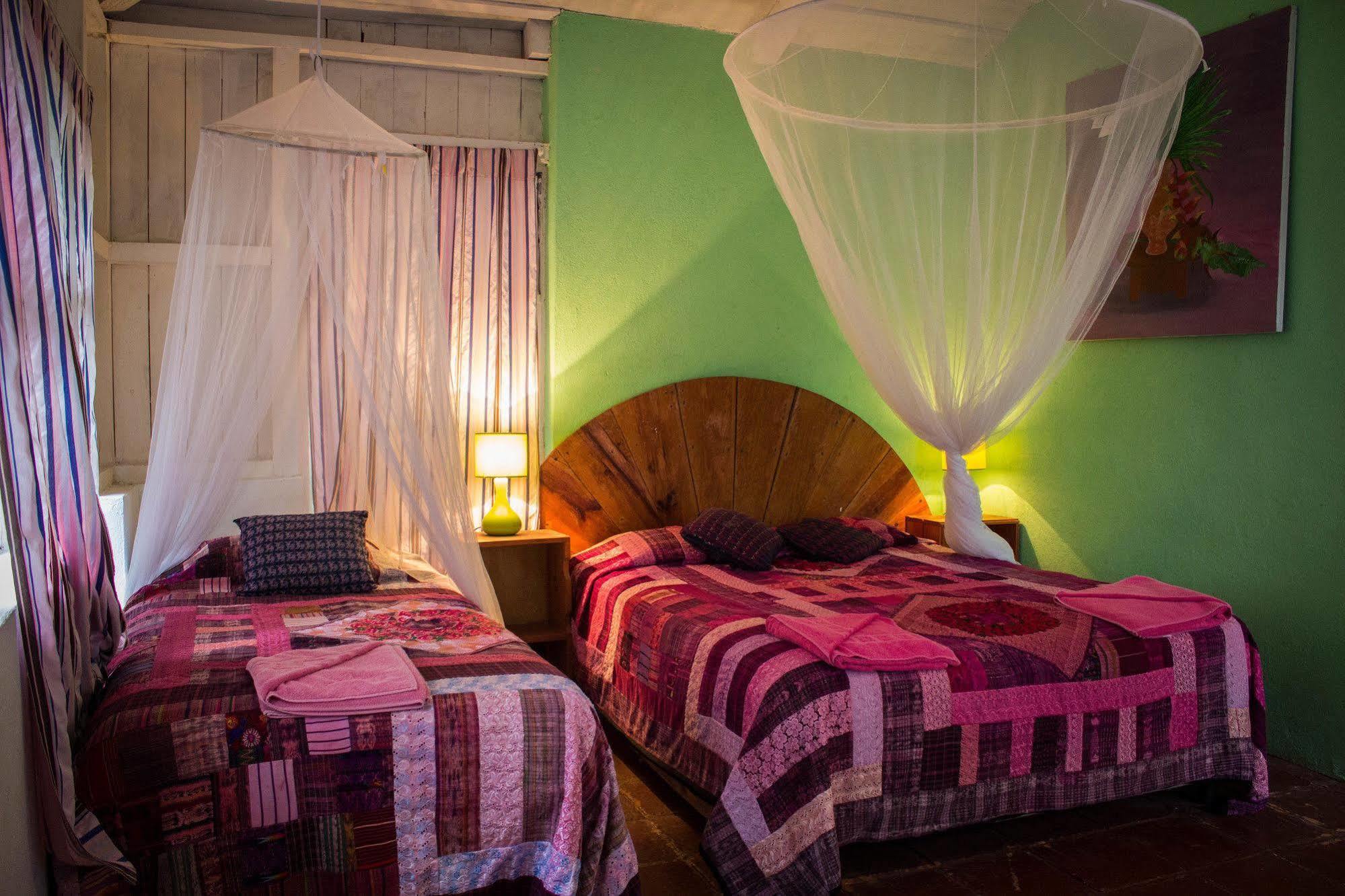 Hotel Y Restaurante La Casa Rosa Santa Cruz La Laguna Ngoại thất bức ảnh