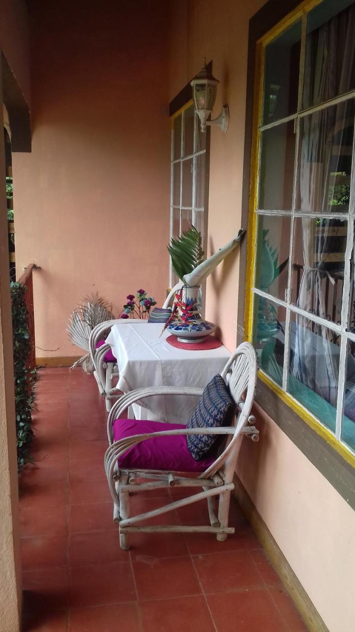 Hotel Y Restaurante La Casa Rosa Santa Cruz La Laguna Ngoại thất bức ảnh